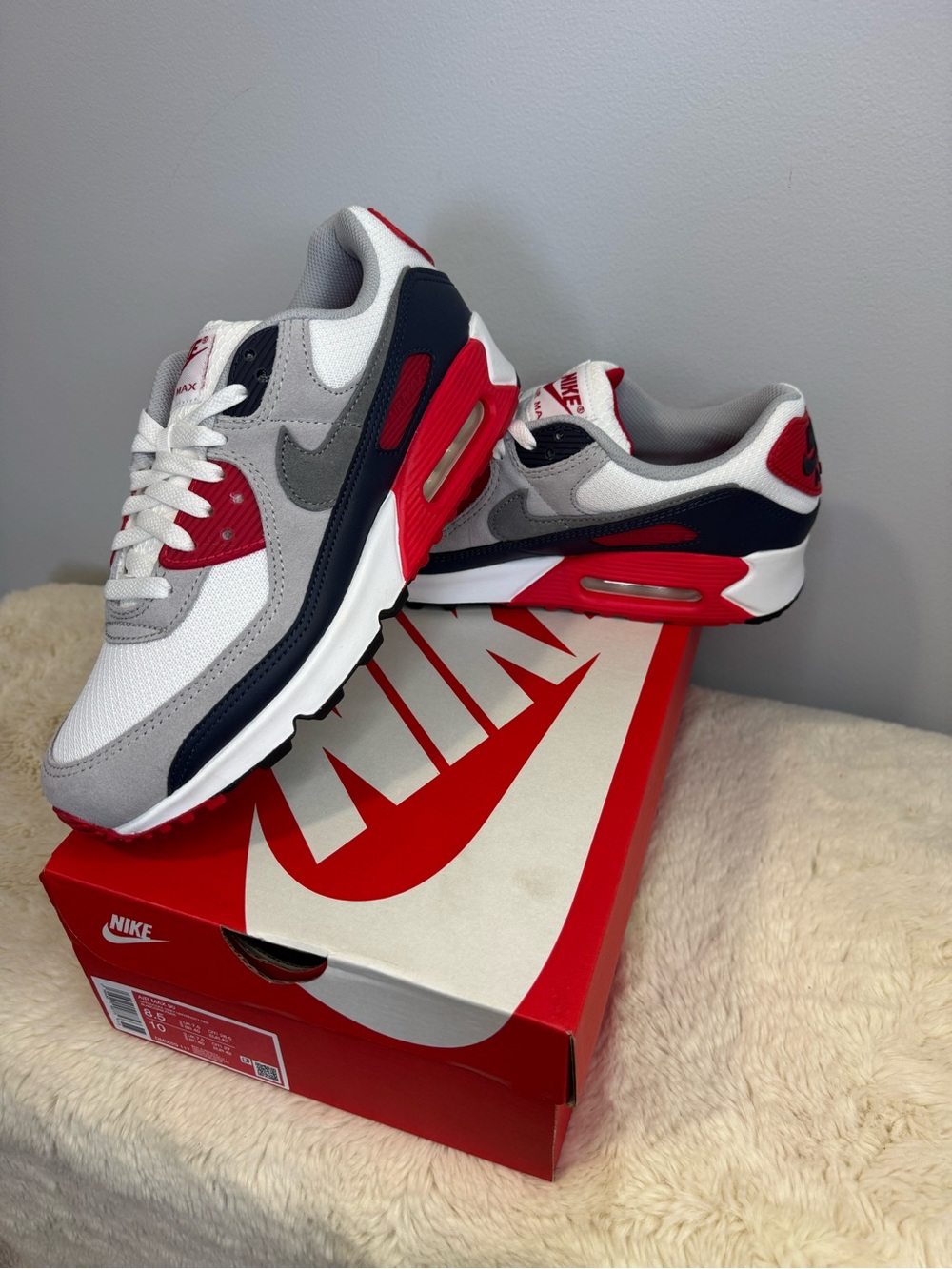 Nike Men’s Air Max 90 Sneakers - White/Grey/Red/Navy